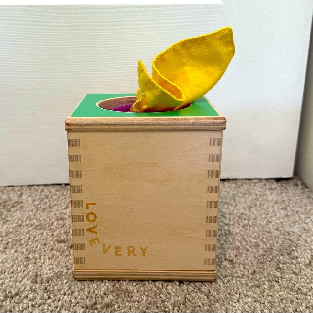 Lovevery tissue box